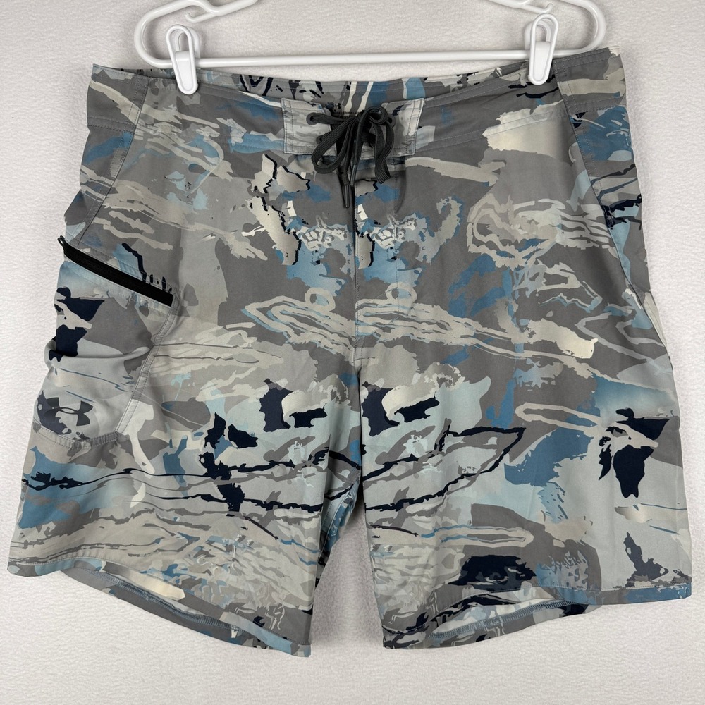 Under Armour Board Shorts Mens 38 Gray Blue Camo Loose Fit Cargo Zipper Pocket